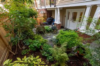 Photo 4: 3 331 Oswego St in Victoria: Vi James Bay Row/Townhouse for sale : MLS®# 879237