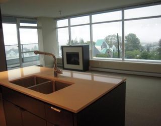 Photo 5: 303 1320 CHESTERFIELD Avenue in North Vancouver: Central Lonsdale Condo for sale in "VISTA LIVING" : MLS®# V785577
