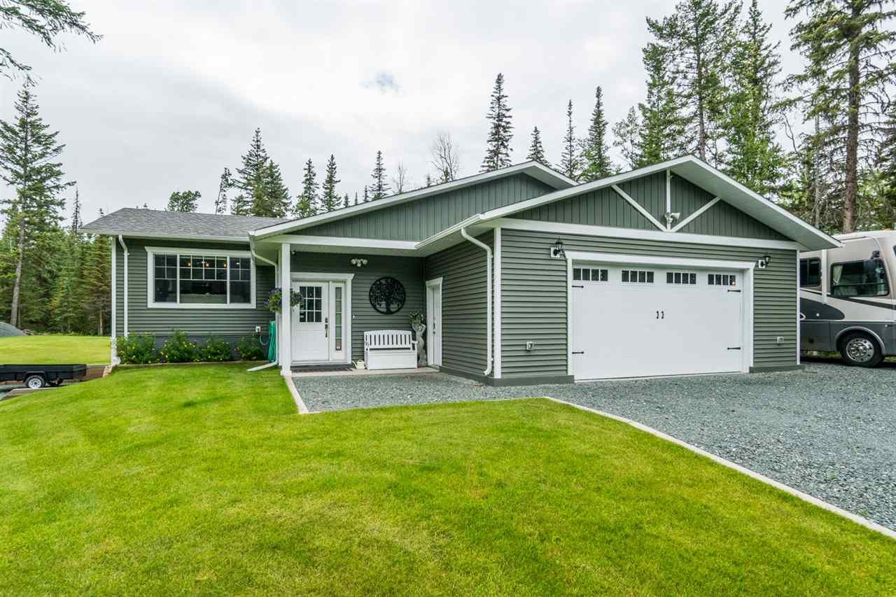 Main Photo: 2445 E SINTICH Avenue in Prince George: Pineview House for sale (PG Rural South (Zone 78))  : MLS®# R2485127