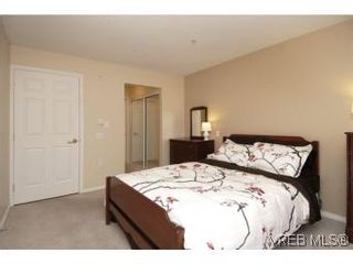 Photo 10: 202 290 Island Hwy in VICTORIA: VR View Royal Condo for sale (View Royal)  : MLS®# 519990