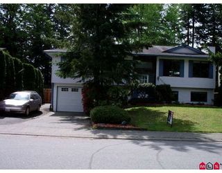 Photo 1: 34526 PEARL Avenue in Abbotsford: Abbotsford East House for sale : MLS®# F2910226