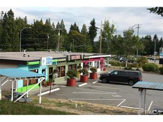 Main Photo: 2490 Trans Canada Hwy in COBBLE HILL: ML Mill Bay Retail for sale (Malahat & Area)  : MLS®# 736684