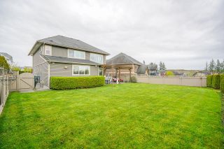 Photo 25: 2043 RIESLING Drive in Abbotsford: Aberdeen House for sale in "Pepinbrook Estates" : MLS®# R2701576