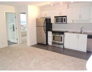 Photo 3: 2004 550 TAYLOR ST in Vancouver: Downtown VW Condo for sale in "THE TAYLOR" (Vancouver West)  : MLS®# V567276