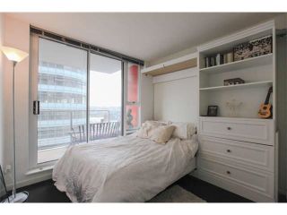 Photo 5: 908 111 W GEORGIA Street in Vancouver: Downtown VW Condo for sale in "Spectrum 1" (Vancouver West)  : MLS®# R2828739