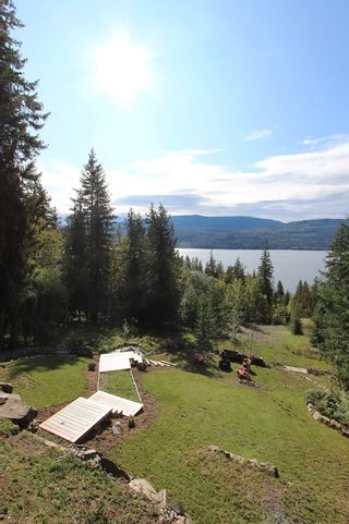 Photo 43: 7524 Stampede Trail: Anglemont House for sale (North Shuswap)  : MLS®# 10192018