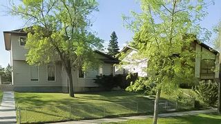Photo 1: 103 Berwick Drive NW in Calgary: Beddington Heights Rental for sale : MLS®# A2005960