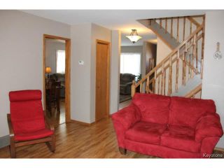 Photo 4: 779 Laxdal Road in WINNIPEG: Charleswood Residential for sale (South Winnipeg)  : MLS®# 1403542