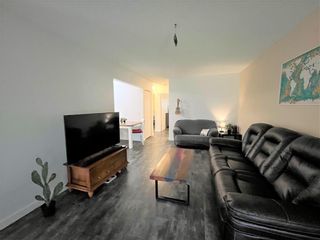 Photo 3: 63 Evenwood Crescent in Winnipeg: Westdale Residential for sale (1H)  : MLS®# 202312383