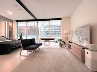 Photo 1: 410 89 NELSON Street in Vancouver: Yaletown Condo for sale in "The Arc" (Vancouver West)  : MLS®# R2747847