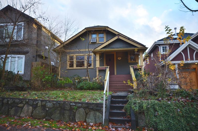 FEATURED LISTING: 232 43RD Avenue East Vancouver