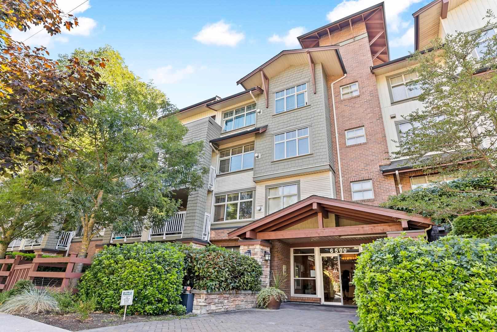 Main Photo: 107 6500 194 Street in Surrey: Clayton Condo for sale in "SUNSET GROVE" (Cloverdale)  : MLS®# R2605423