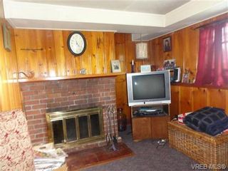 Photo 10: 1586 Mileva Lane in VICTORIA: SE Gordon Head House for sale (Saanich East)  : MLS®# 724962