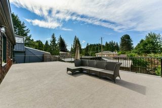 Photo 11: 1010 MATHERS Avenue in West Vancouver: Sentinel Hill House for sale : MLS®# R2378588