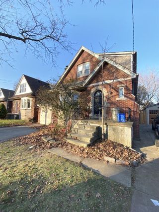 Photo 2: 48 CLINE Avenue S in Hamilton: House for sale : MLS®# H4070215