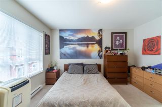 Photo 5: 402 1661 FRASER Avenue in Port Coquitlam: Glenwood PQ Townhouse for sale in "Brimley Mews" : MLS®# R2577428
