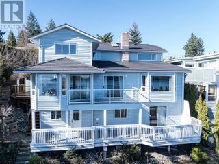 Photo 1: 329 McLean St S in Campbell River: House for sale : MLS®# 952620