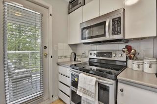 Photo 7: 105 8460 JELLICOE Street in Vancouver: South Marine Condo for sale (Vancouver East)  : MLS®# R2756338