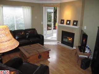 Photo 3: 104 5759 GLOVER Road in Langley: Langley City Condo for sale : MLS®# F1107271