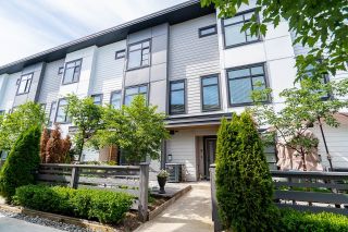 Photo 1: 29 7127 193A Street in Surrey: Clayton Townhouse for sale in "Elston" (Cloverdale)  : MLS®# R2788004