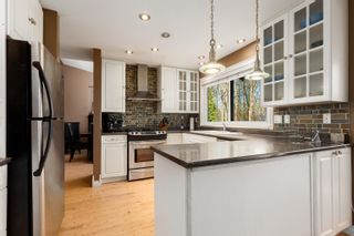Photo 11: 2786 CULTUS Court in Coquitlam: Coquitlam East House for sale : MLS®# R2871762