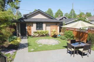 Photo 10: 855 W 19TH AV in Vancouver: Cambie House for sale in "DOUGLAS PARK" (Vancouver West)  : MLS®# V988760