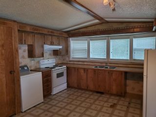 Photo 8: 64 145 KING EDWARD Street in Coquitlam: Maillardville Manufactured Home for sale in "MILL CREEK VILLAGE" : MLS®# R2629553