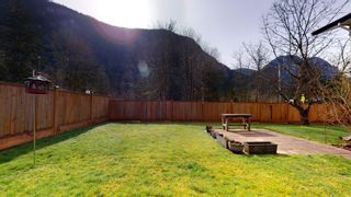 Photo 38: 38240 MYRTLEWOOD Crescent in Squamish: Valleycliffe House for sale in "Valleycliffe" : MLS®# R2669049