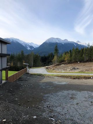 Photo 4: 2910 HUCKLEBERRY Drive in Squamish: University Highlands Land for sale in "University Heights" : MLS®# R2618653