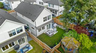 Photo 2: 4 918 Old Esquimalt Rd in Esquimalt: Es Old Esquimalt Single Family Residence for sale : MLS®# 970460