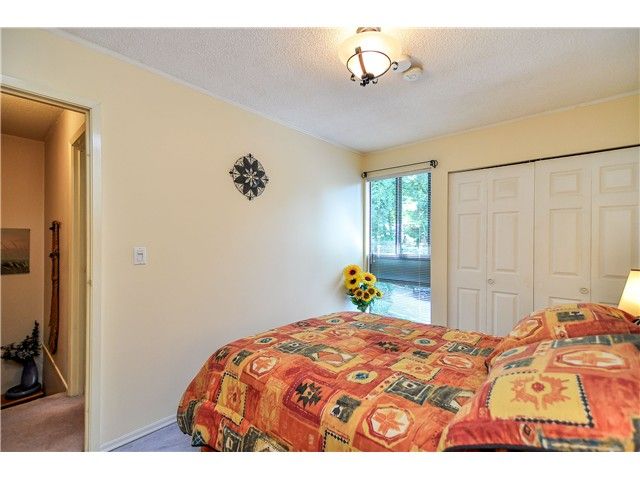 Photo 11: Photos: 146 BROOKSIDE DR in Port Moody: Port Moody Centre Condo for sale : MLS®# V1038992