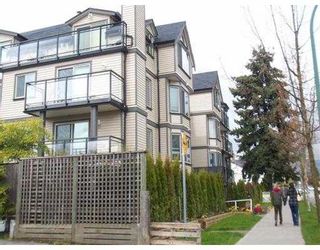 Photo 2: 302 2709 Victoria Drive in Vancouver: Grandview VE Condo for sale (Vancouver East)  : MLS®# V820643