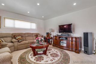 Photo 3: BAY PARK House for sale : 3 bedrooms : 4125 Chippewa Court in San Diego