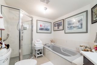 Photo 19: 202 1378 FIR Street: White Rock Condo for sale in "CHATSWORTH MANOR" (South Surrey White Rock)  : MLS®# R2699995