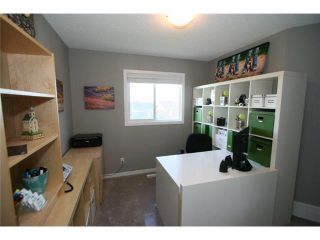 Photo 16: 225 SUNSET Common: Cochrane Residential Attached for sale : MLS®# C3590396