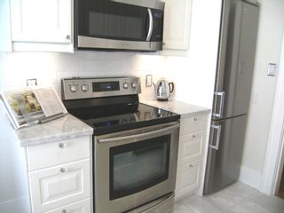 Photo 9: 301 1545 W 13TH Avenue in Vancouver: Fairview VW Condo for sale in "THE LEICESTER" (Vancouver West)  : MLS®# V856880