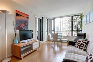 Photo 2: 2010 909 MAINLAND Street in Vancouver: Yaletown Condo for sale in "YALETOWN PARK 2" (Vancouver West)  : MLS®# R2072486
