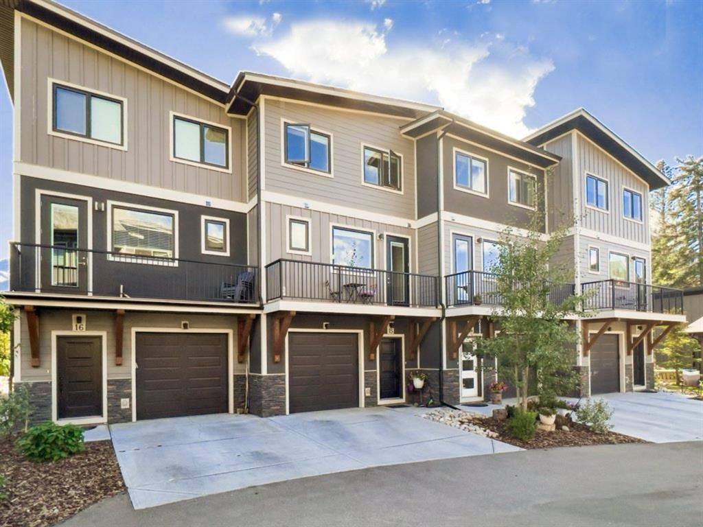 Main Photo: 15 101 River's Bend Way in Dead Man's Flats: A-3856 Row/Townhouse for sale : MLS®# A1257415