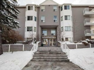 Main Photo: 207 1919 17 Avenue SW in Calgary: Bankview Apartment for sale : MLS®# A2117702