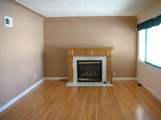 Photo 2: : House for sale (Queen Mary Pk)  : MLS®# E3176839