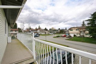 Photo 17: 17516 63RD AVENUE in Surrey: Cloverdale BC House for sale (Cloverdale)  : MLS®# R2148933