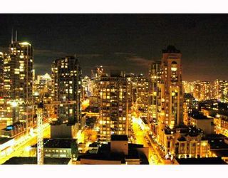 Photo 2: 2308 501 PACIFIC Street in Vancouver: Downtown VW Condo for sale (Vancouver West)  : MLS®# V810205