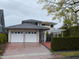 Photo 1: 6068 GILLEY Avenue in Burnaby: Upper Deer Lake House for sale (Burnaby South)  : MLS®# R2690480