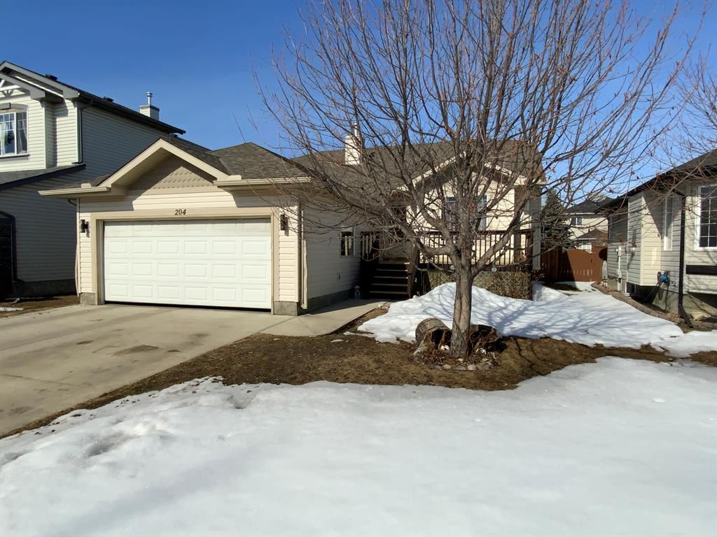 Main Photo: 204 Lakeview Shores: Chestermere Detached for sale : MLS®# A2032259
