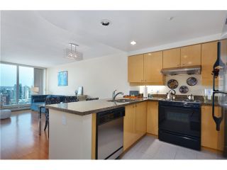 Photo 2: 3007 1008 CAMBIE Street in Vancouver: Yaletown Condo for sale (Vancouver West)  : MLS®# V999838