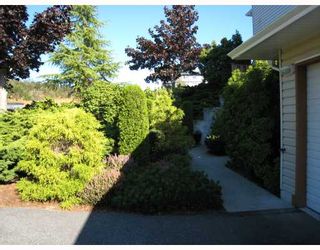 Photo 2: 6 5630 TRAIL Avenue in Sechelt: Sechelt District Townhouse for sale in "HIGHPOINT" (Sunshine Coast)  : MLS®# V671857