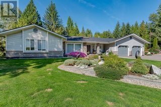 Photo 1: 2851 20 Avenue SE in Salmon Arm: House for sale : MLS®# 10304274