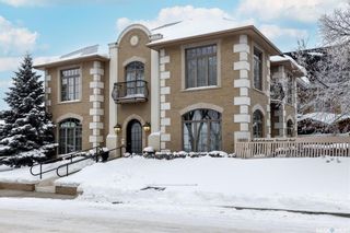 Photo 3: 832 Saskatchewan Crescent East in Saskatoon: Nutana Residential for sale : MLS®# SK916220