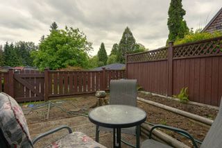Photo 13: 4299 BRIDGEWATER Crescent in Burnaby: Cariboo Townhouse for sale in "Village Del Ponte" (Burnaby North)  : MLS®# R2380680