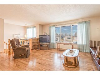 Photo 2: 7603 35 Avenue NW in Calgary: Bowness House  : MLS®# C4049295